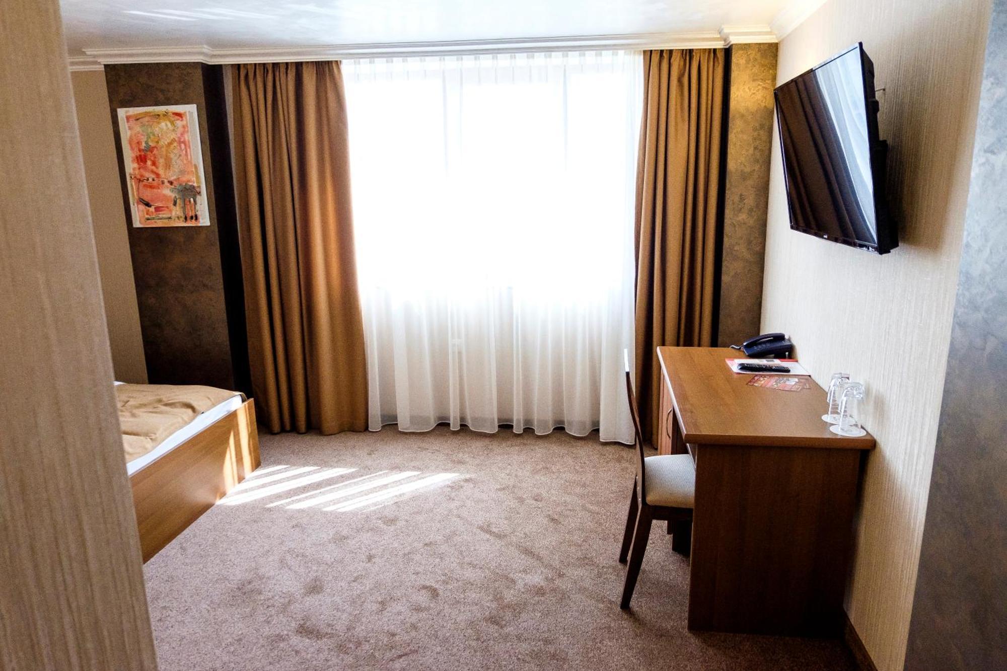 Hotel Elit Pernik Eksteriør bilde